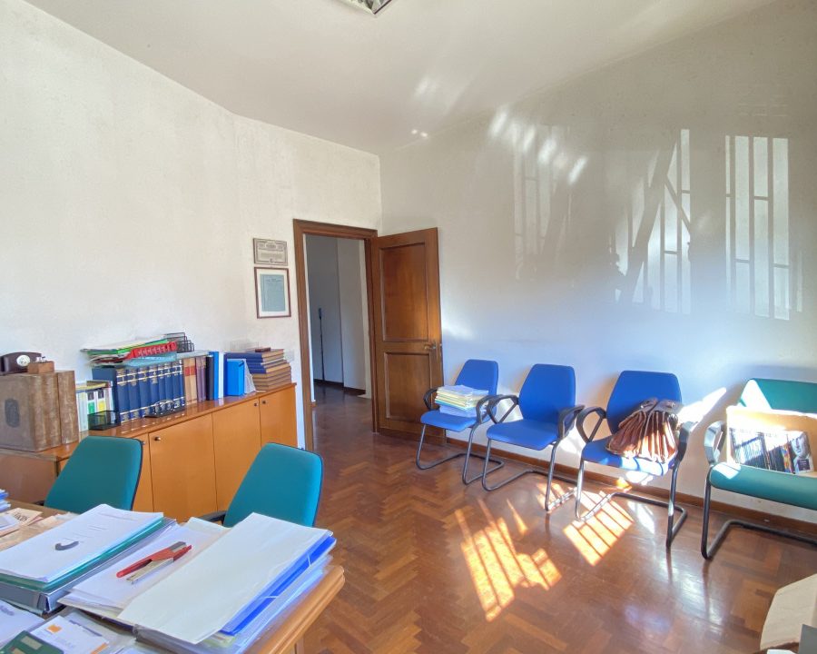 Via Perego – Roma EUR Appartamento in Vendita Uso ufficioCAMERA (6)