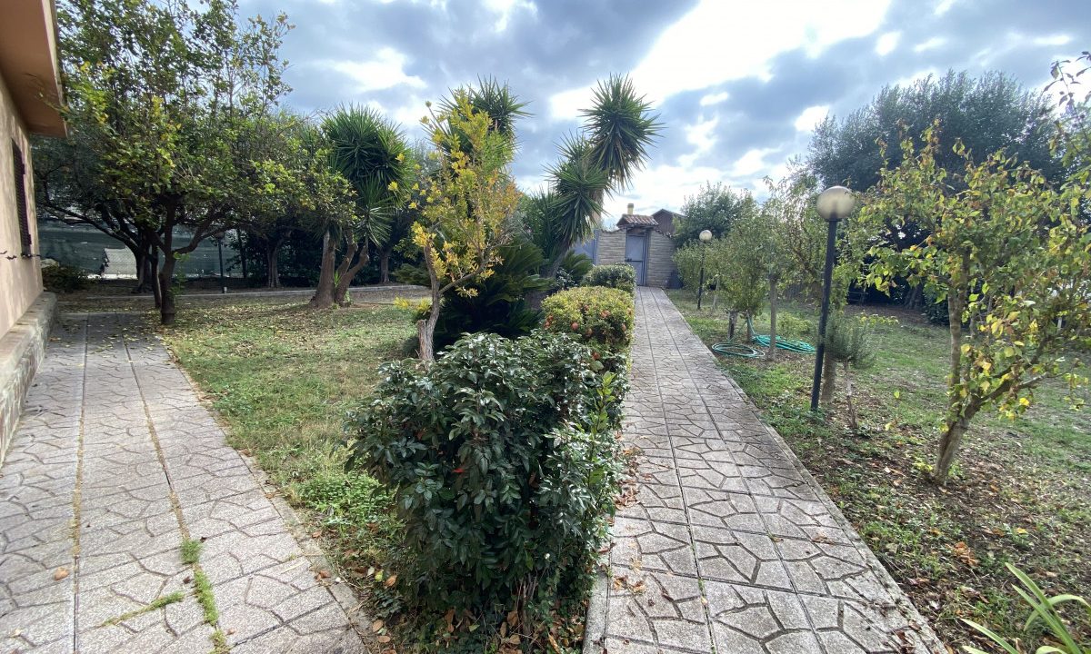 Via Chiusdino – Roma Portuense Villa unifamiliare in Vendita GIARDINO