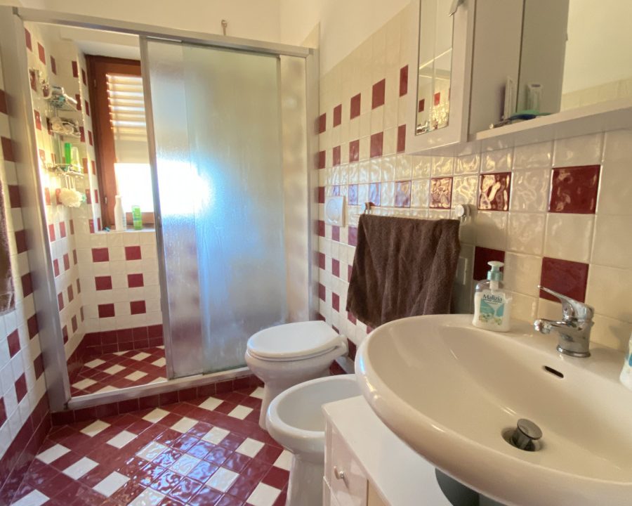 Via di Poggio Verde Roma-Casetta Mattei Appartamento in vendita bagno2