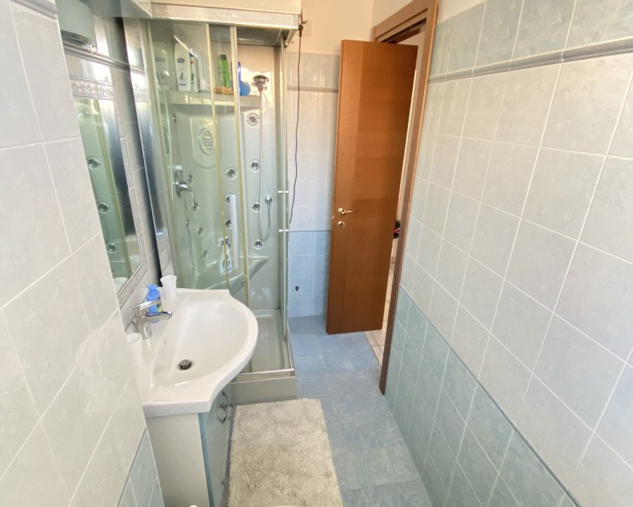 Via Pio Piacentini – Pisana Appartamento in vendita bagno