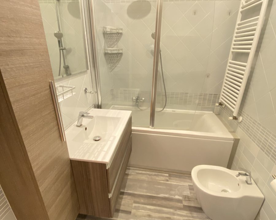 via-di-poggio-verde-casetta-mattei-roma-appartamento-in-vendita bagno