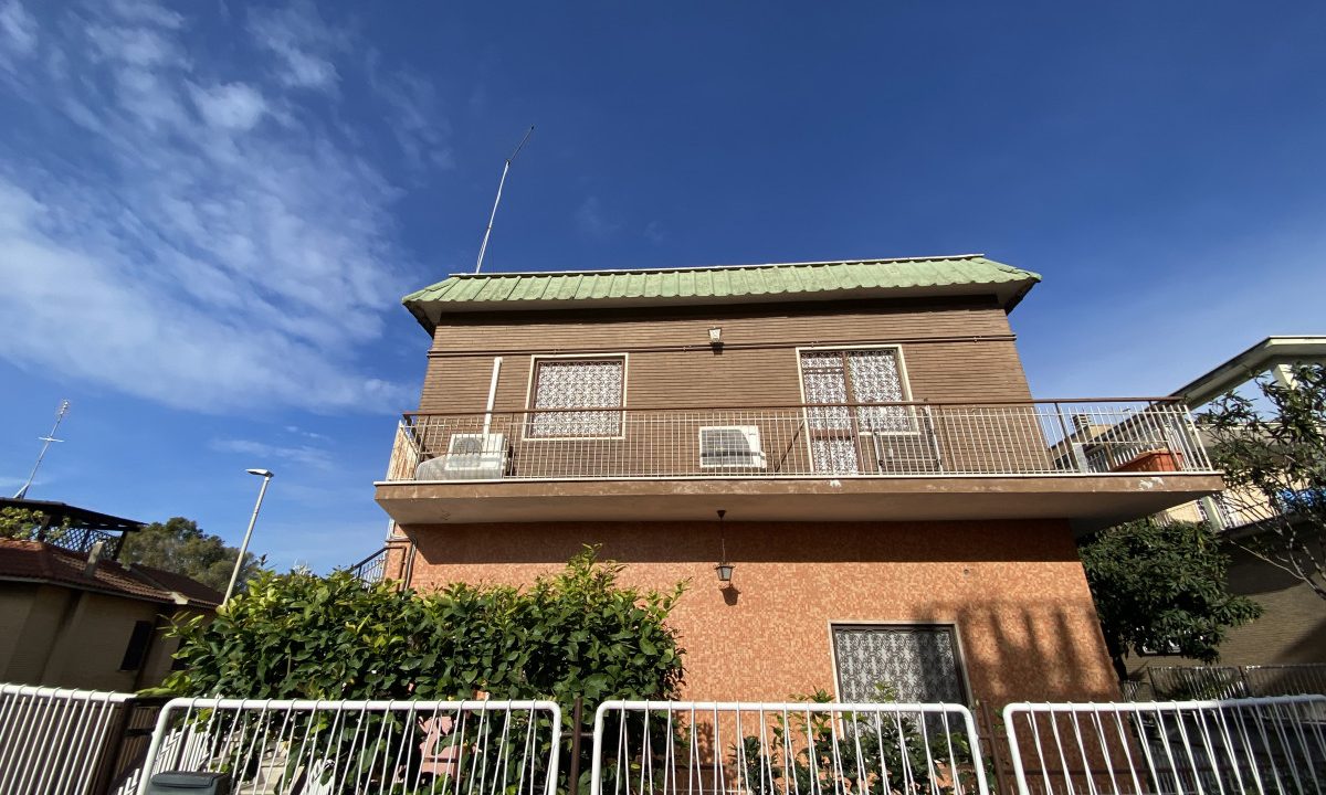 Via Casetta Mattei Roma - Bravetta Appartamento in Vendita palazzina